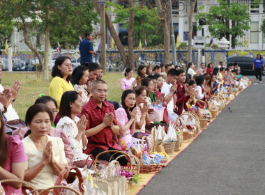 วันที่ 16 มีนาคม 2567 “ผู้ว่าฯ พาแต่งผ้าไทย ... พารามิเตอร์รูปภาพ 4